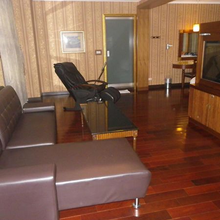 Sunflower Motel Hszincsu Kültér fotó
